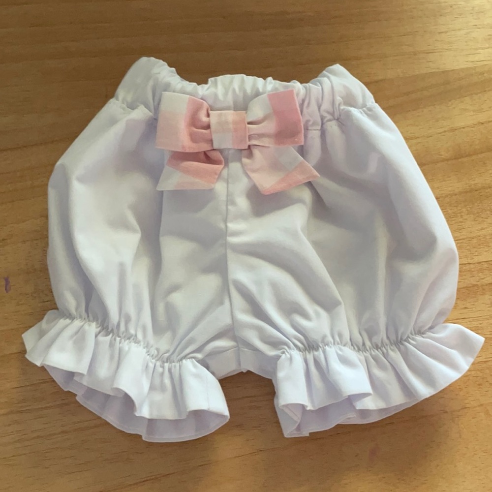 Beaufort bonnet white with Chattanooga pink check bow bloomers.